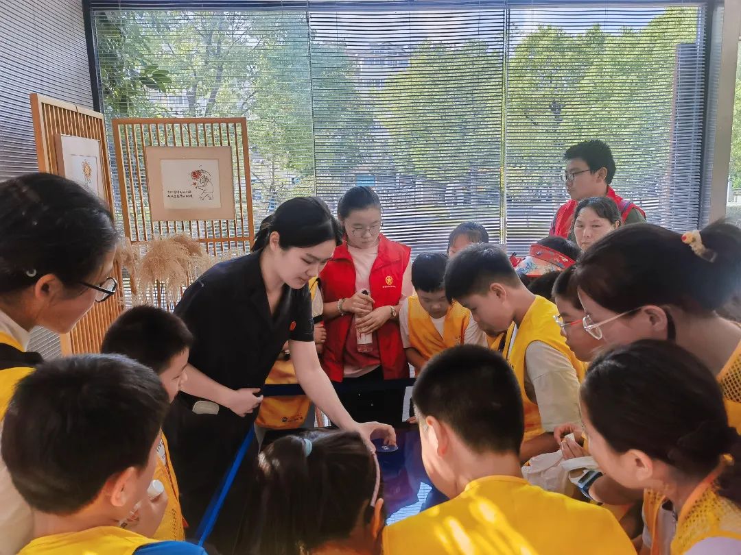 1756799720773004181.jpg 1756799720773004181.jpg