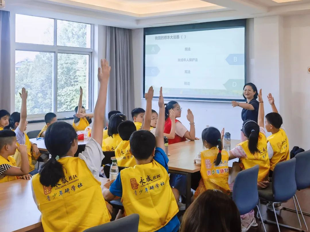 1756799777493095808.jpg 1756799777493095808.jpg